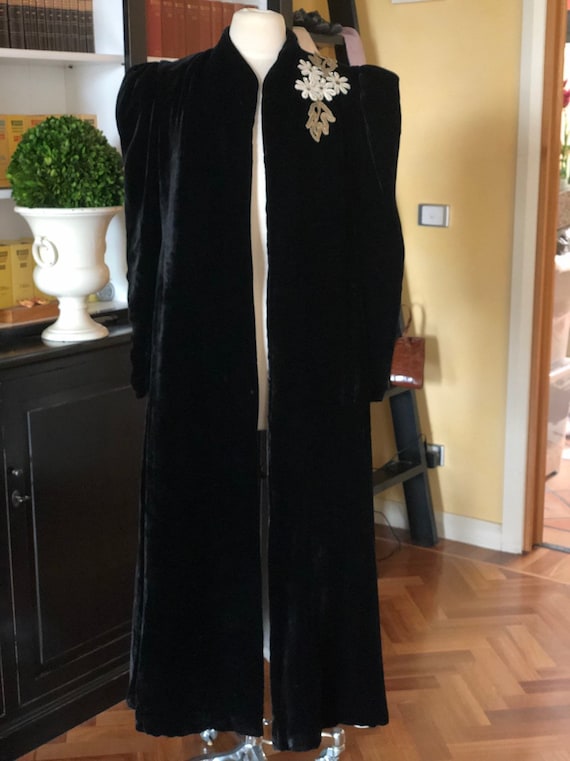 vintage black power shoulder long coat