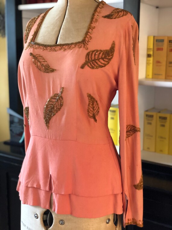 1940s dusty pink beaded crepe top. - image 3