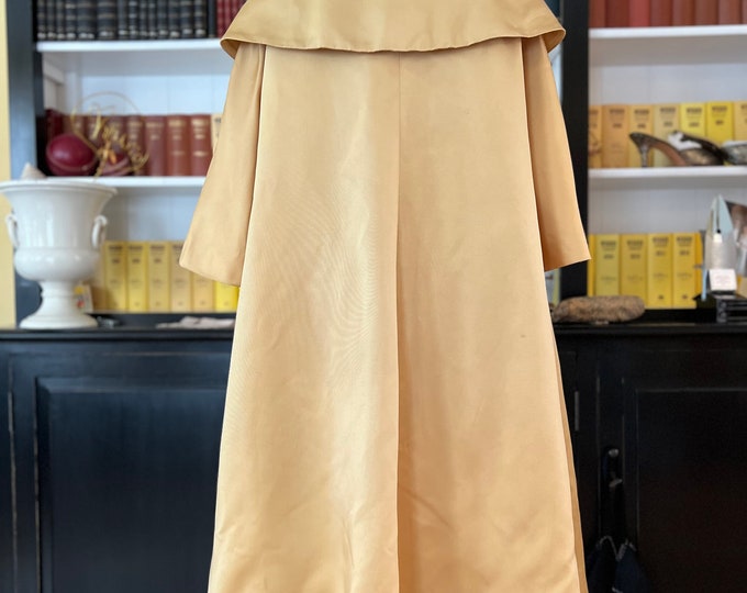 1950s Bergdorf Goodman heavy silk grosgrain satin gold opera coat