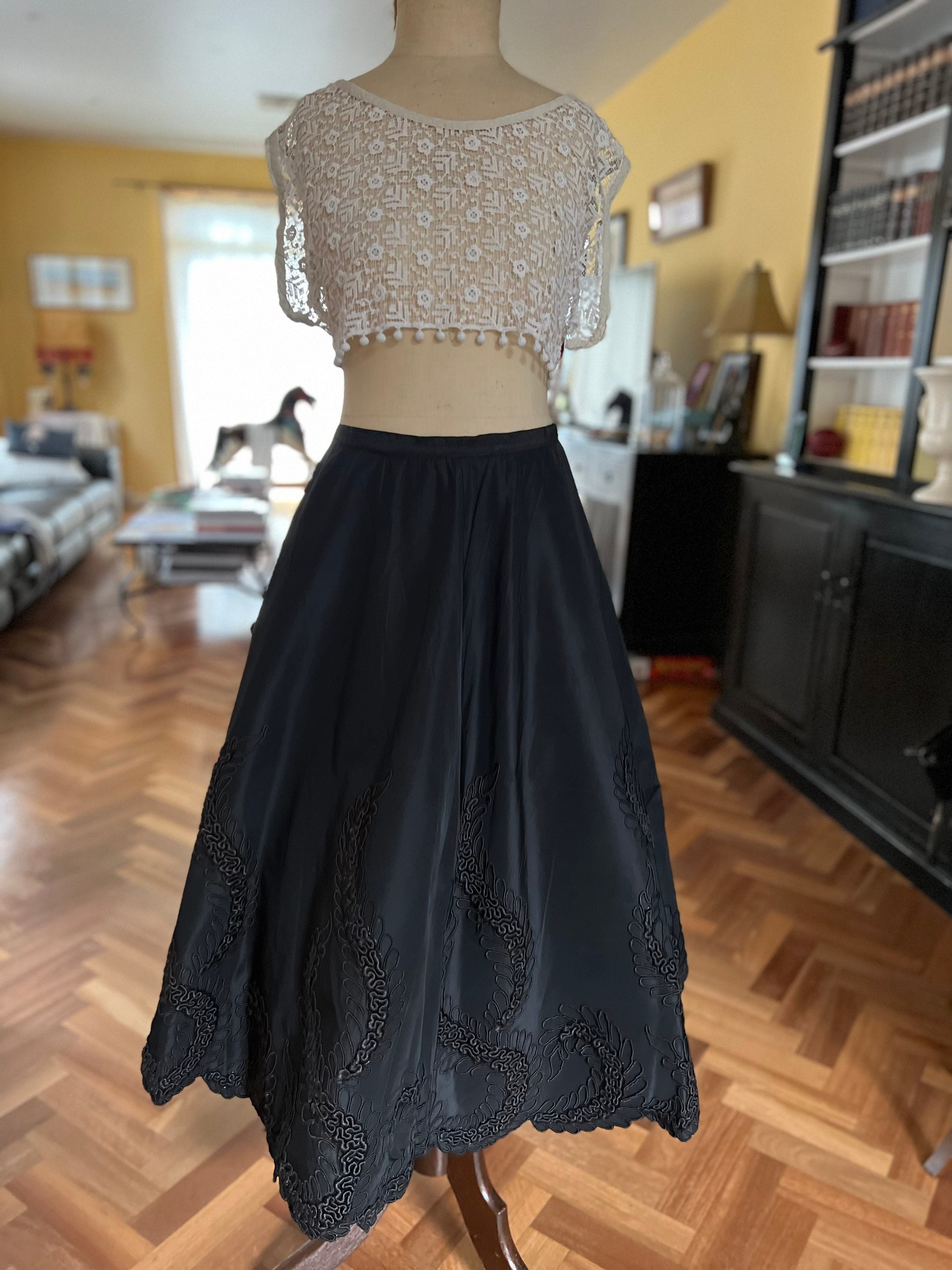 Early 1900s Corset Cover With 45 Crochet Button Trim - Etsy Australia