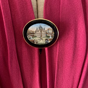 Micro-mosaic antique Rome Vatican gold brooch from 1877 with inscription