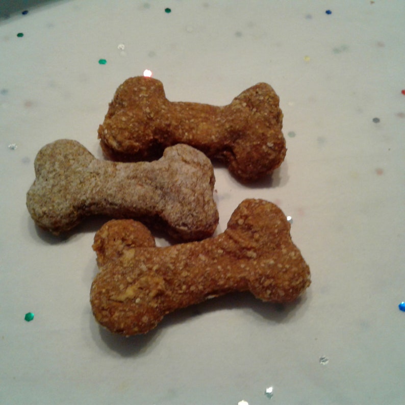 Peanut Butter & Molasses Dog Treats 100% All Natural, Healthy and No Preservatives. image 2