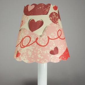 Neu 3x5x4.5 Cut Valentinstag, Februar, Love, Lampenschirm aus 100% Recyclingmaterial Kandelaber