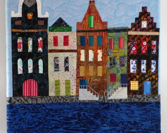 Art quilt with 5 canal houses, 402210