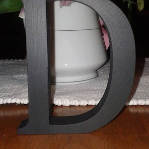 Letras y números de madera negra - Independiente - Pintado - Letras negras grandes de 13 cm
