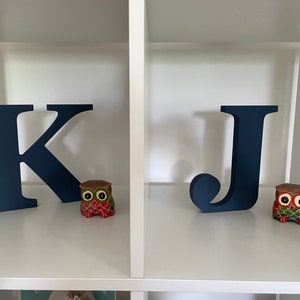 Cualquier 9 letras grandes de madera azul marino - Letras grandes de 20 cm, letras grandes, letras azul marino, decoración de nombre Conjunto de 9 letras grandes