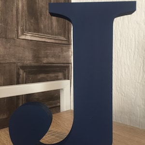 Cualquier 4 letras grandes de madera azul marino - letras grandes, letras grandes, letras azul marino, juego de decoración de bodas de 4 letras grandes azul marino
