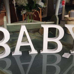 Letras, signos y números de madera blanca - Independiente - Pintado - Letras blancas grandes de 13 cm