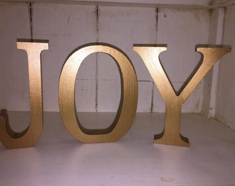 JOY Free Standing Wood Christmas Decoration,  13cm Large Letters, Xmas Decoration