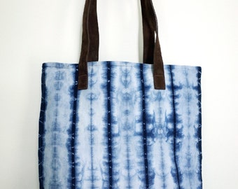 Boho chic handbag with leather handles. Blue bag. Gift for sisters. Indigo shibori bag. Travel gift