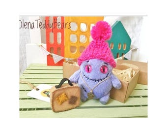 Mini Plush Monster, Travel Play Set in Matchbox, Pocket Hug Toy, Halloween Keepsake Gift, Miniature Plush