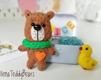 Felt bear, miniature animals for pocket hugs, pocket bear, play set, miniature plush toy