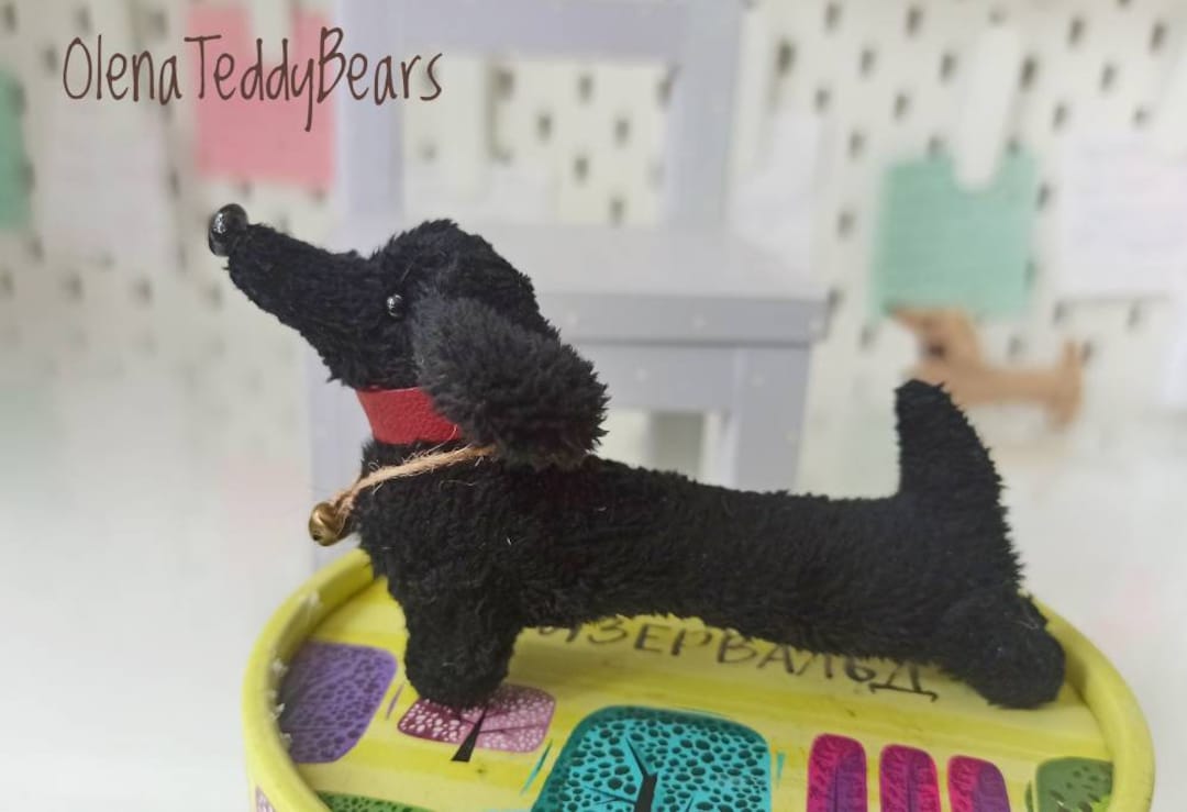 Dolly Dachshund Mini Plush main image 1