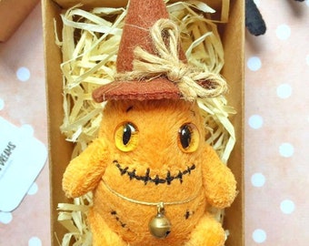 Cute Plush Monster with Tiny Cat, Handmade Halloween Pocket Toy, Fantasy Gift