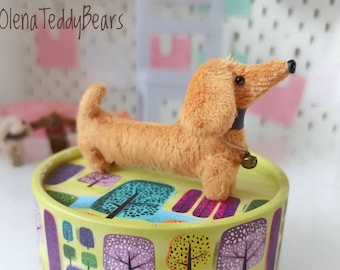 Miniature Dachshund Plush, Tiny Stuffed Dog Keepsake, Pocket Hug Gift, Doll Accessory, Handmade Toy