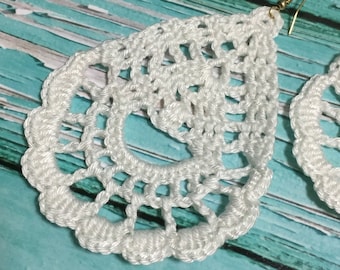 113. ONE Crochet Earrings Pattern, Crochet Earring pattern, PDF File - Crochet wedding earrings - PDF pattern for advanced crocheters