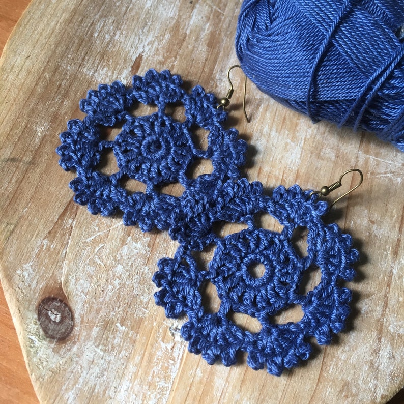 39. Crochet Flower Dangle Earrings Crochet Earring Pattern Etsy