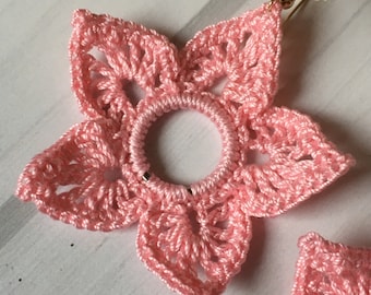 109. ONE Crochet Earrings Pattern,  PDF File - Crochet AppleBloom earrings - very simple PDF pattern for beginners, earring pattern