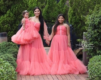 Mommy and me photoshoot dresses, Coral mother daughter matching dress,  Mommy and me outfits, Dresses for birthday party