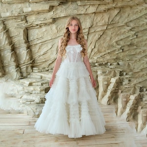 Ivory flower girl dress, Junior bridesmaid dress, Flower girl dress toddler, Tulle dress for photo shoot