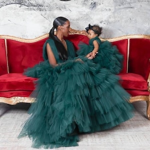 Green mother daughter matching dress, Mommy and me dresses, 1st birthday dresses, Mommy and daughter dresses, Photo shoot dresses image 4