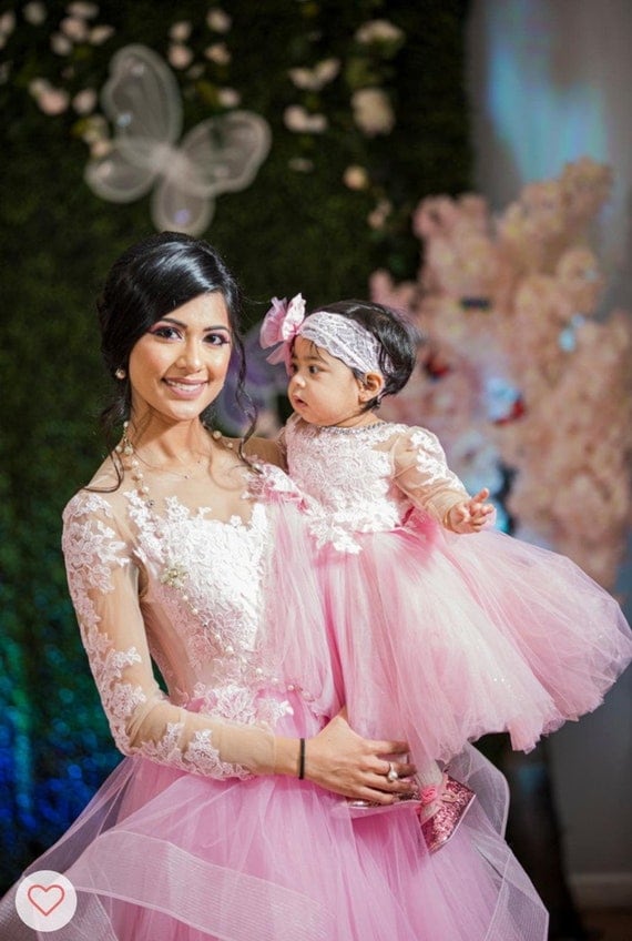 mom and daughter matching dress