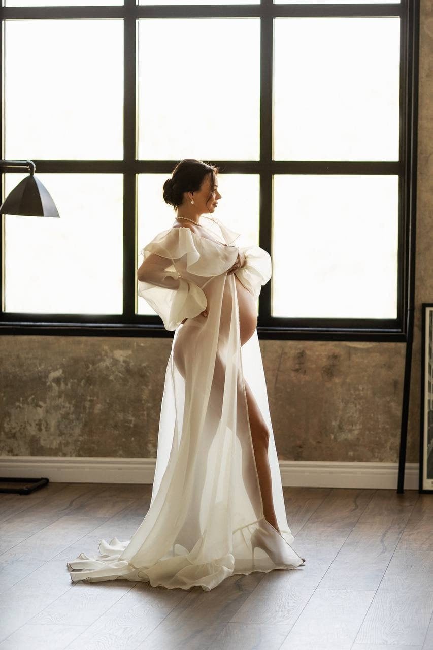Ivory maternity gown, Maternity dress for photo shoot, Organza maternity dress, Tulle pregnancy dress