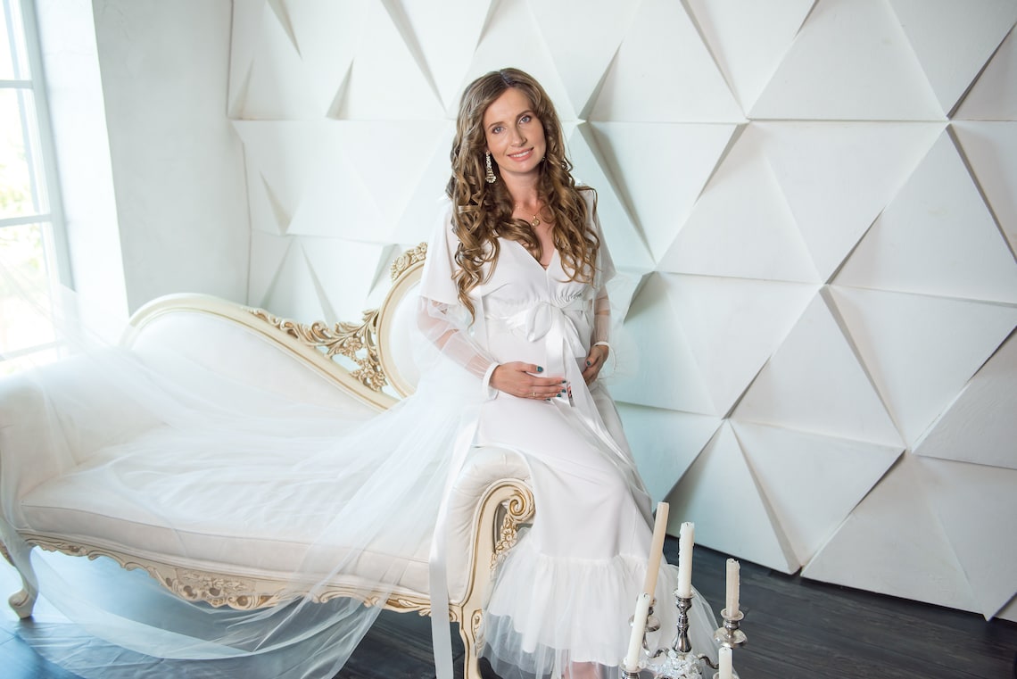 Long white maternity dress for photoshoot Pregnancy dress for Etsy