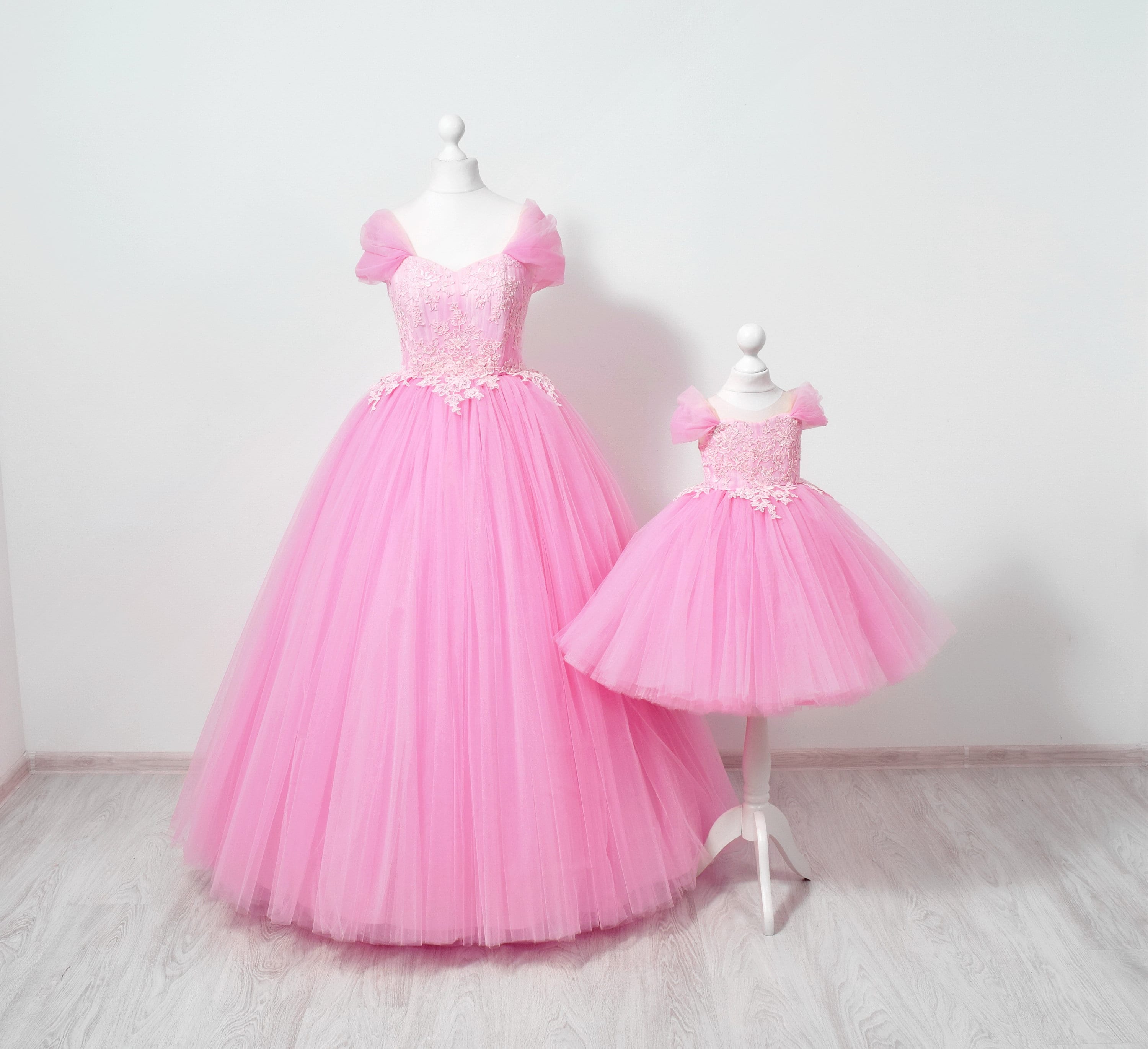 princess polly baby blue dress Emerald Green Mother Daughter Matching Dresses: Tulle Family Outfit main image 0
