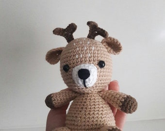 Amigurumi kuscheliges Baby Reh, Erster Geburtstag, Waldtier Stofftier, Spielzeug für Babys und Kleinkinder, Geschenk Kinderzimmer, Geschenk für Babys, Baby Geschenk