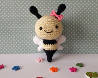 Amigurumi Bee Amigurumi Crochet muñeca Amigurumi muñeca hecha a mano juguetes rellenos regalo para la decoración de la guardería animales del bosque juguete para el regalo de los niños prematuros