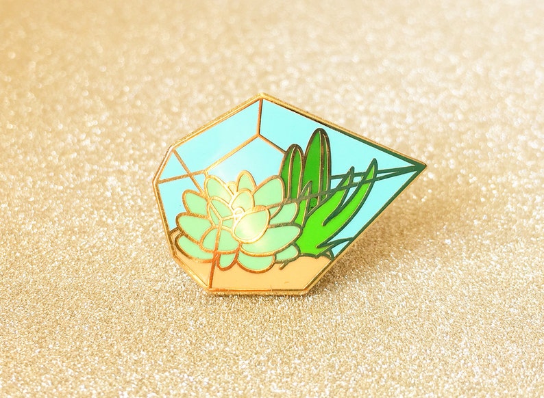 Succulent Terrarium Pin