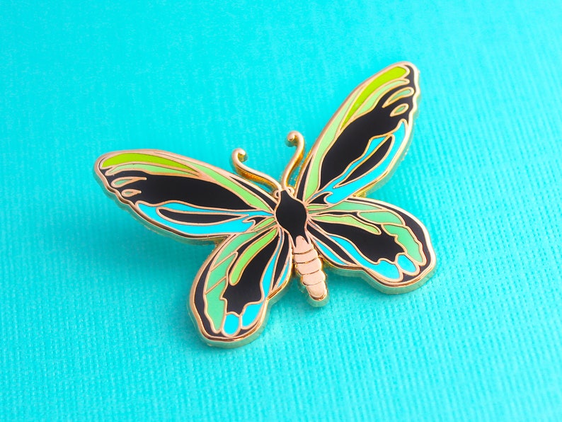 Queen Alexandra's Birdwing Pin image 2