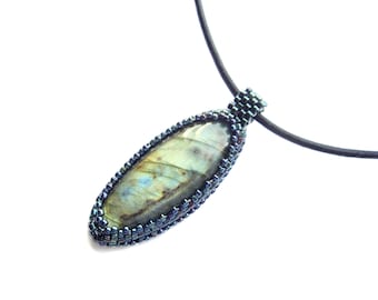 Green Labradorite necklace, Handmade seed bead necklace, Flash stone pendant, Iridescent necklace, Mom gift, Unique gemstone pendant