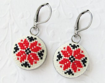 Red black earrings gift for wife, round small dangle earrings gift for sister, everyday earrings for women, Romanian folk art earrings