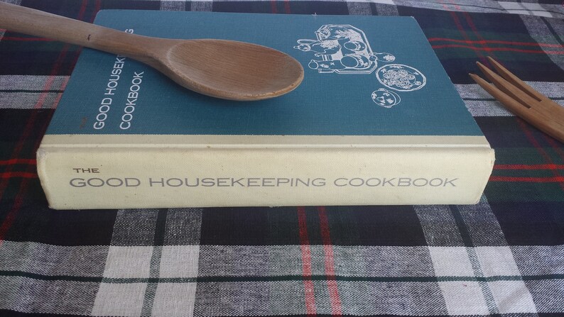 The Good Housekeeping Cookbook 1963 Hard Cover Edited by Dorothy B. Marsh image 2