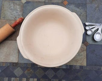 The Pampered Chef Baking Bowl 12" Family Heritage Collection Stoneware Clay Baker Casserole