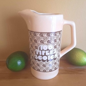 Vintage SEAGRAMS 100 Pipers Scotch Ceramic Pitcher Whiskey Promotional Pitcher