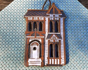 Kitchen Trivets Victorian House Victoria Littlejohn Ceramics Early 1900's Painted Lady House Shaped Trivet Art Tile