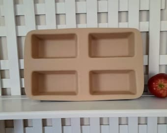 The Pampered Chef Mini Loaf Pan 4 Cavity Clay Baker Family Heritage Stoneware Classics Collection