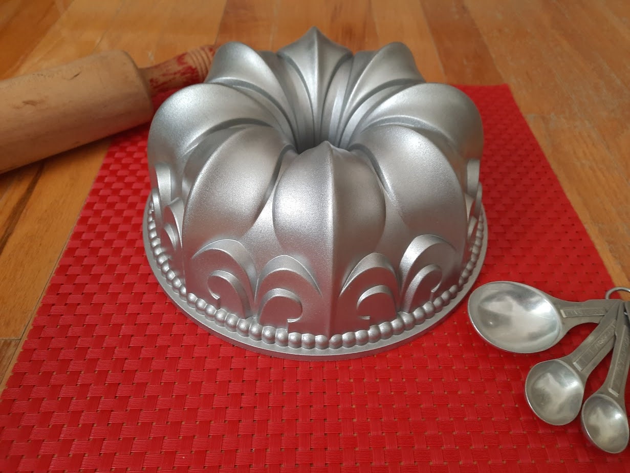 Nordic Ware Silicone Collection Cathedral Bundt Pan Chiffon Savarin Cake  Mold Mousse Brownie Dessert Cake Decoration Baking Tool 