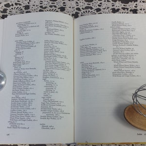 Vintage Cookbook Celebrity Recipes Compiled by Helen Dunn Hardcover 1958 Contains Many Photos of Movie Stars RARE 1950's Cookbook image 6