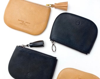 Black Leather Zipper purse, Small Zipper Leather Pouch, Minimalist, Women, coin purse, Tassel_all black_gift for her_gift for him_small gift