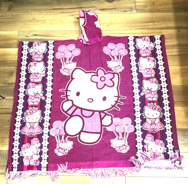 Hello Kitty Poncho Alpaca Blend Flowers trim