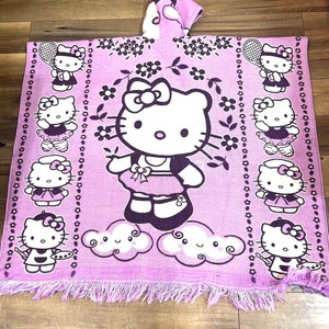 Hello Kitty Poncho Alpaca Blend image 7