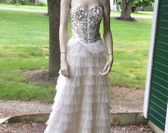 Vintage/ sequenced /sleveless long party dress.