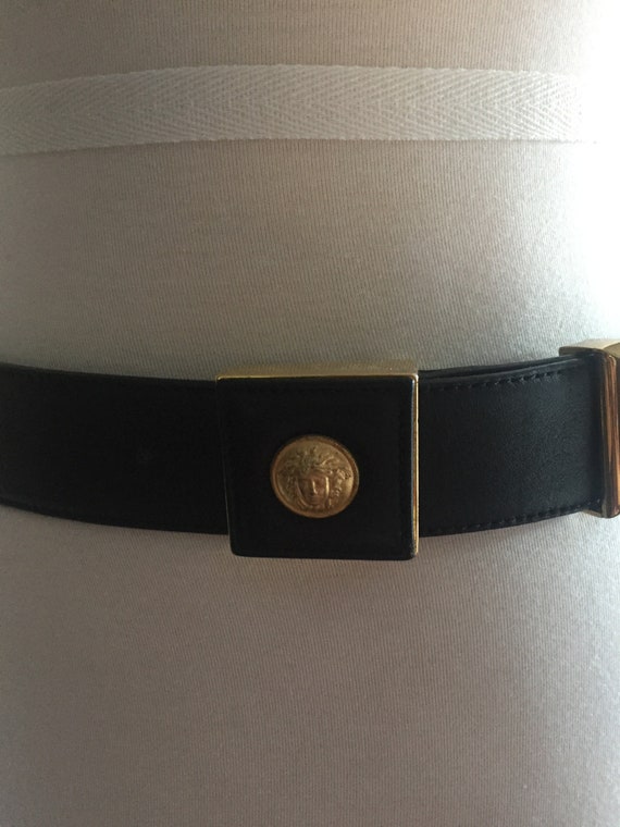 Gianni Versace Vintage Black Leather Belt with Go… - image 2