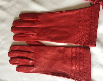 Vintage Gianni Versace Red Ladies Gloves Size Small