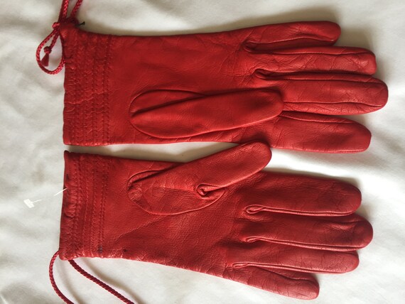 Vintage Gianni Versace Red Ladies Gloves Size Sma… - image 2