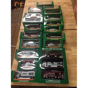 Hess mini 1998-2017 Complete collection of miniatures trucks 20 Trucks!